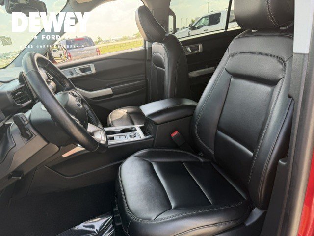 Used 2023 Red Metallic Ford XLT image 11