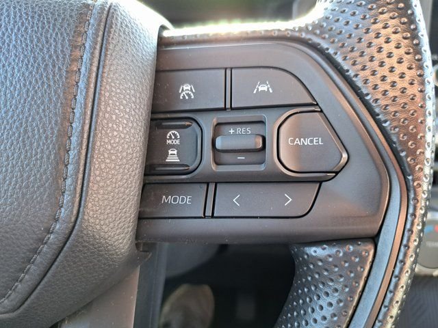 Used 2025  Toyota SR5 image 22