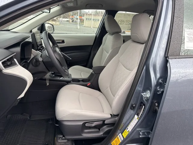 2026 Toyota Corolla Cross L - Photo 11
