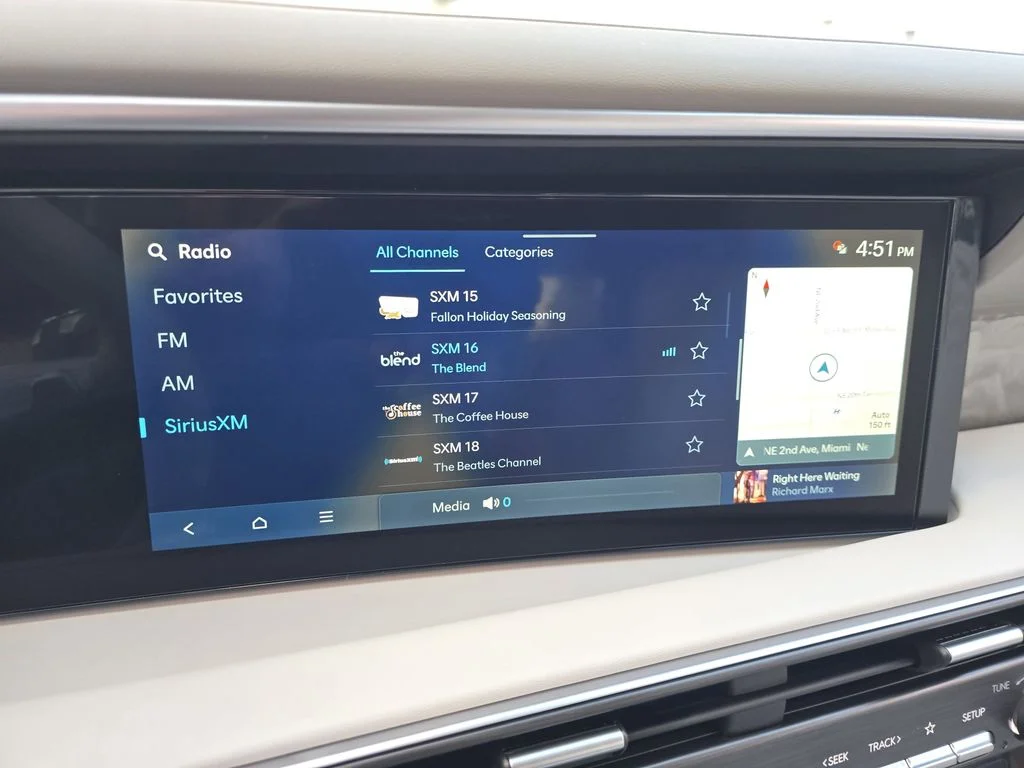New 2026 White Hyundai Blue SEL image 23