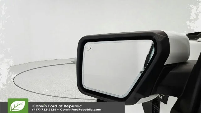 New 2026 Star White Metallic Tri-Coat Ford Platinum® image 42