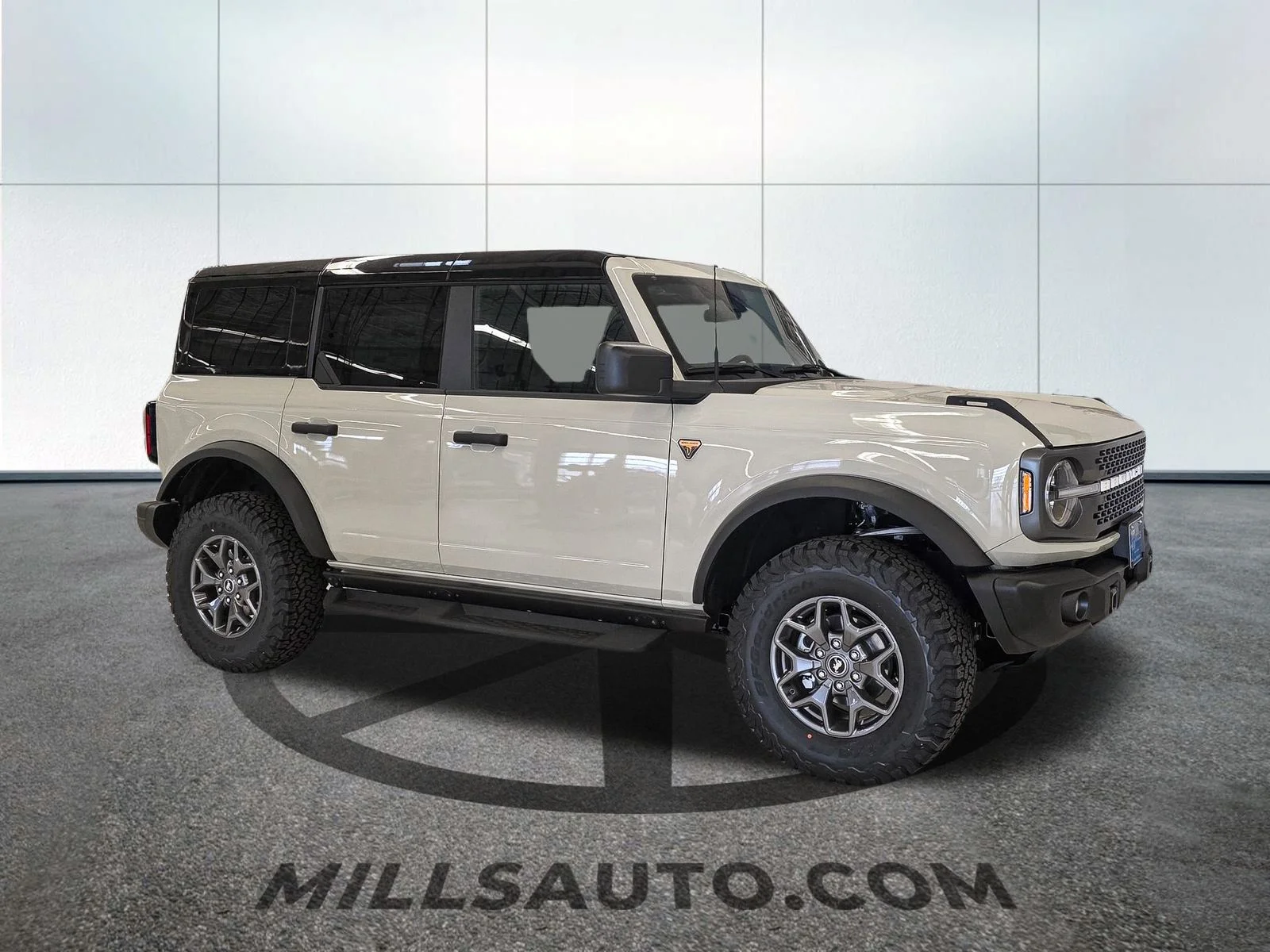 New 2025 Desert Sand Ford Badlands® image 10