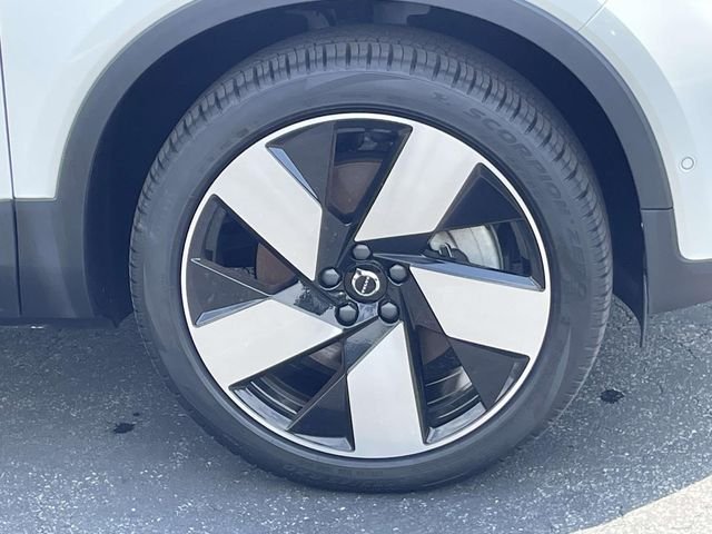 Certified Used 2023 Gray Volvo Ultimate image 5