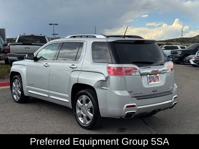 Used 2013 Silver GMC Denali image 3