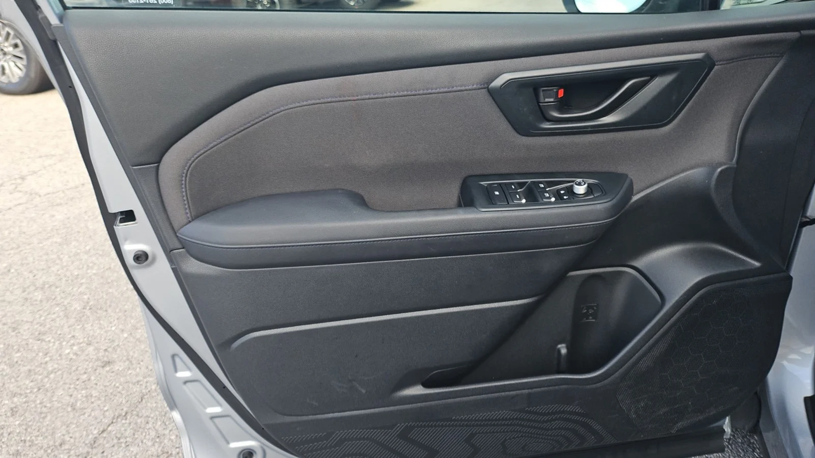 Used 2025 Ice Silver Metallic Subaru Premium AWD image 11