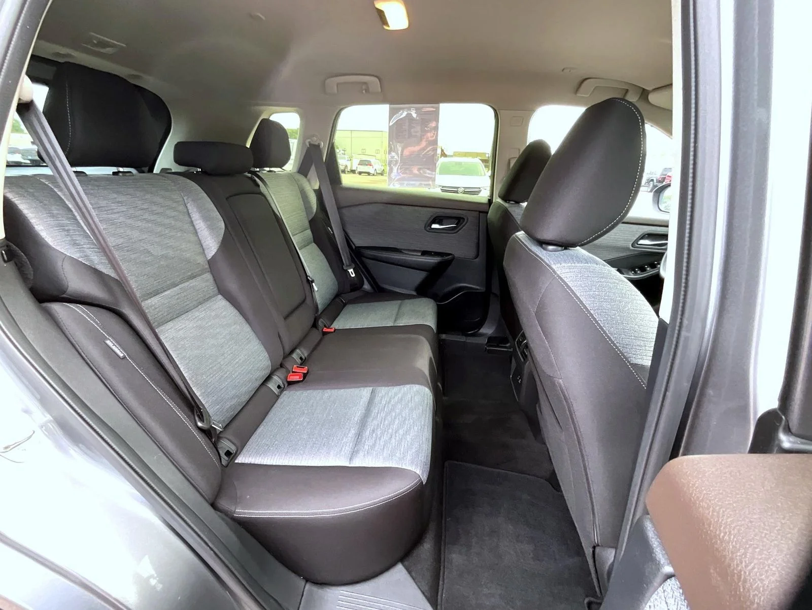 Used 2023 Gray Nissan SV image 18