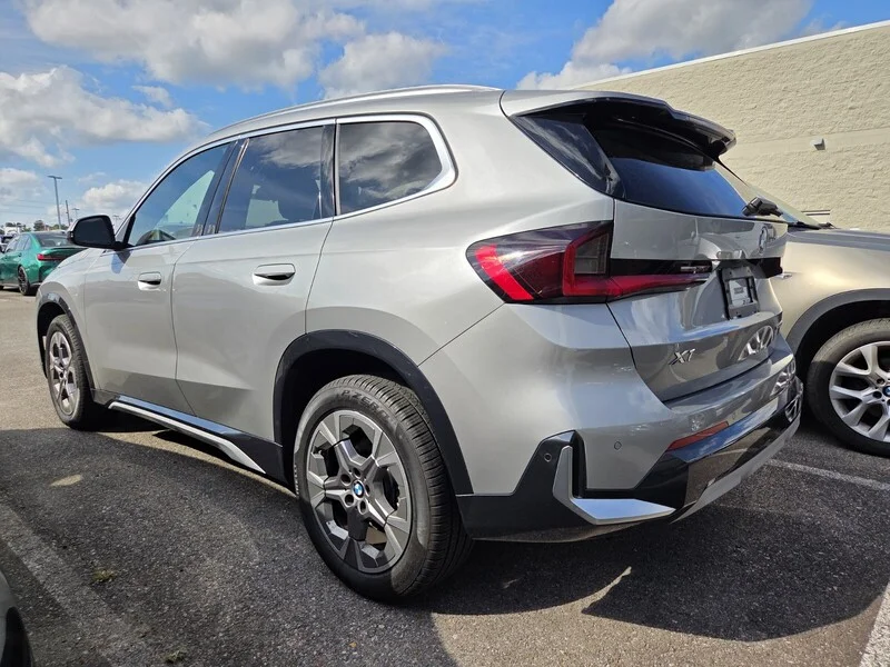 Used 2026 Space Silver Metallic BMW XDRIVE28I image 6