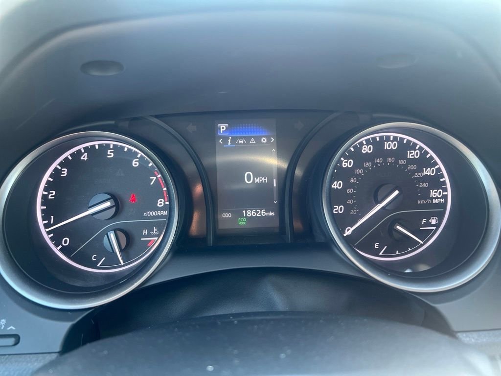 Used 2024 White Toyota SE image 3