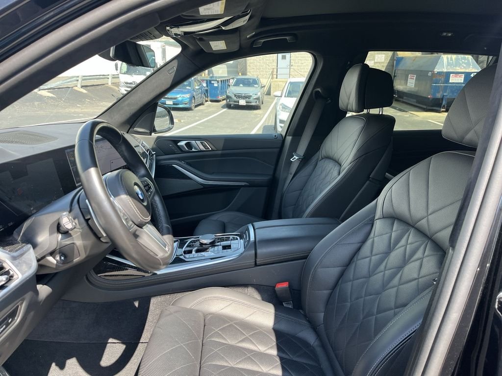 Certified Used 2025 Black BMW xDrive40i image 11