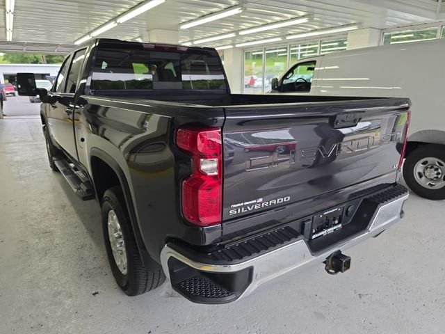 Used 2024 Gray Chevrolet LT image 3