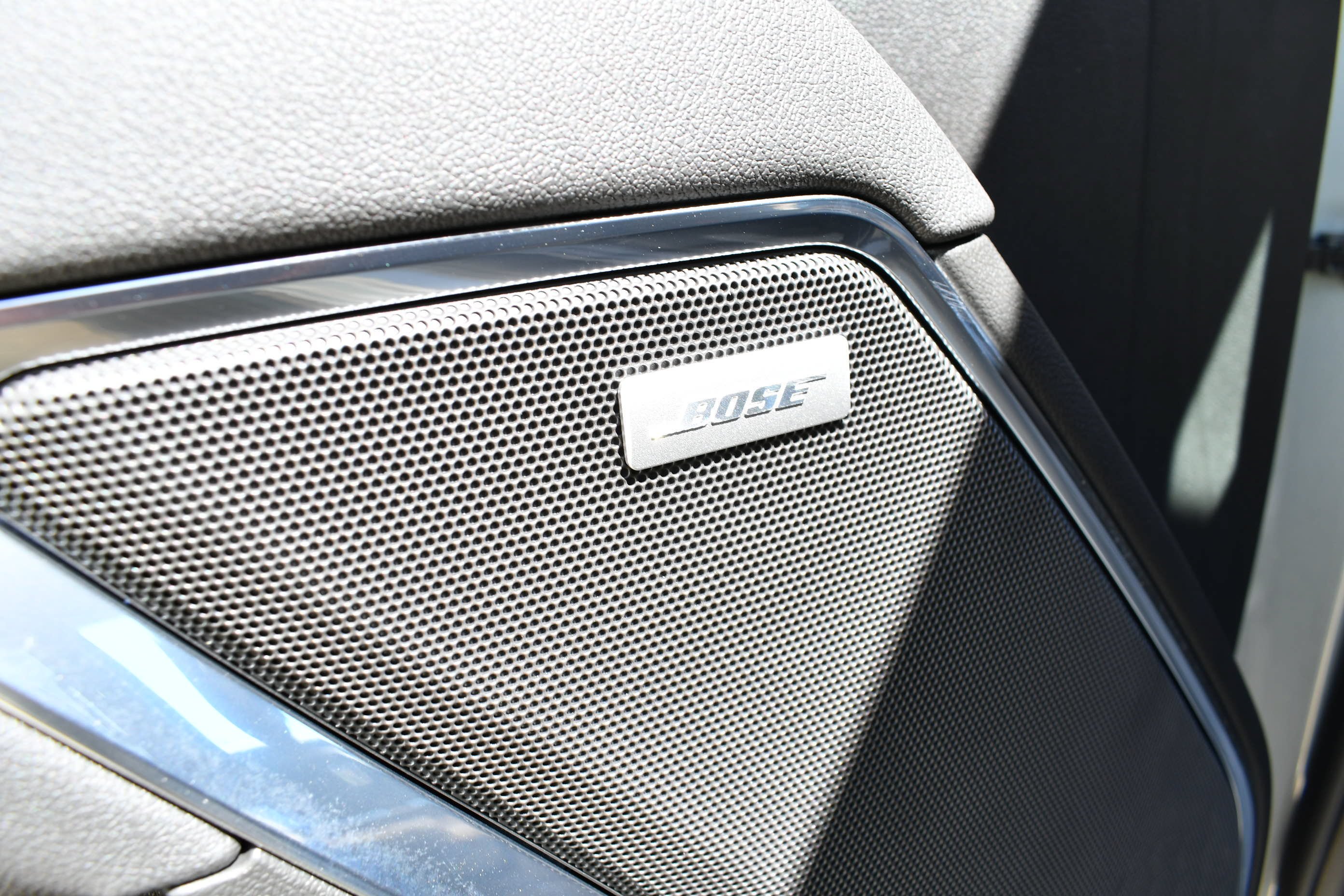 New 2026 Sterling Metallic GMC Elevation image 16