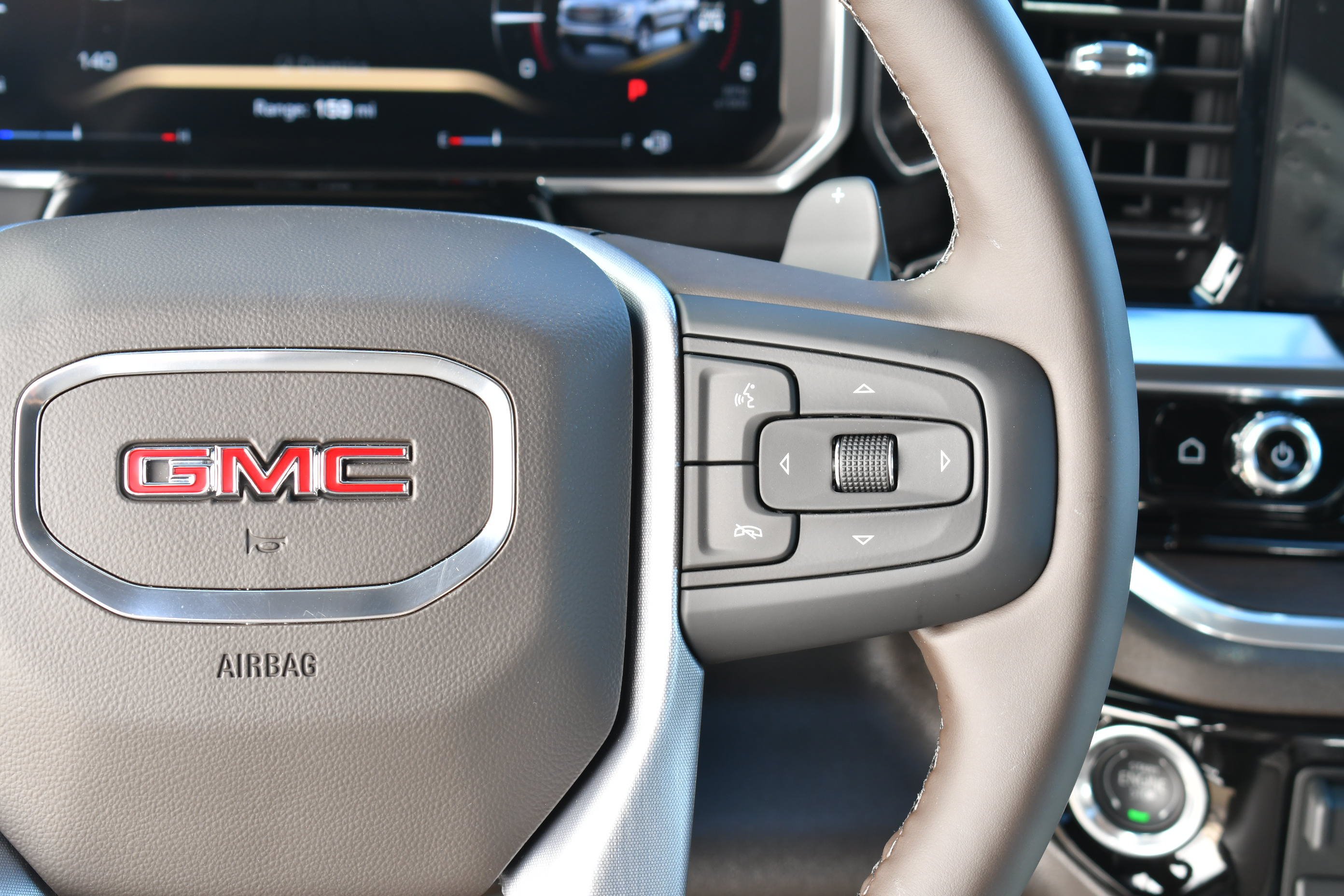New 2026 Glacier White Tricoat GMC SLT image 26