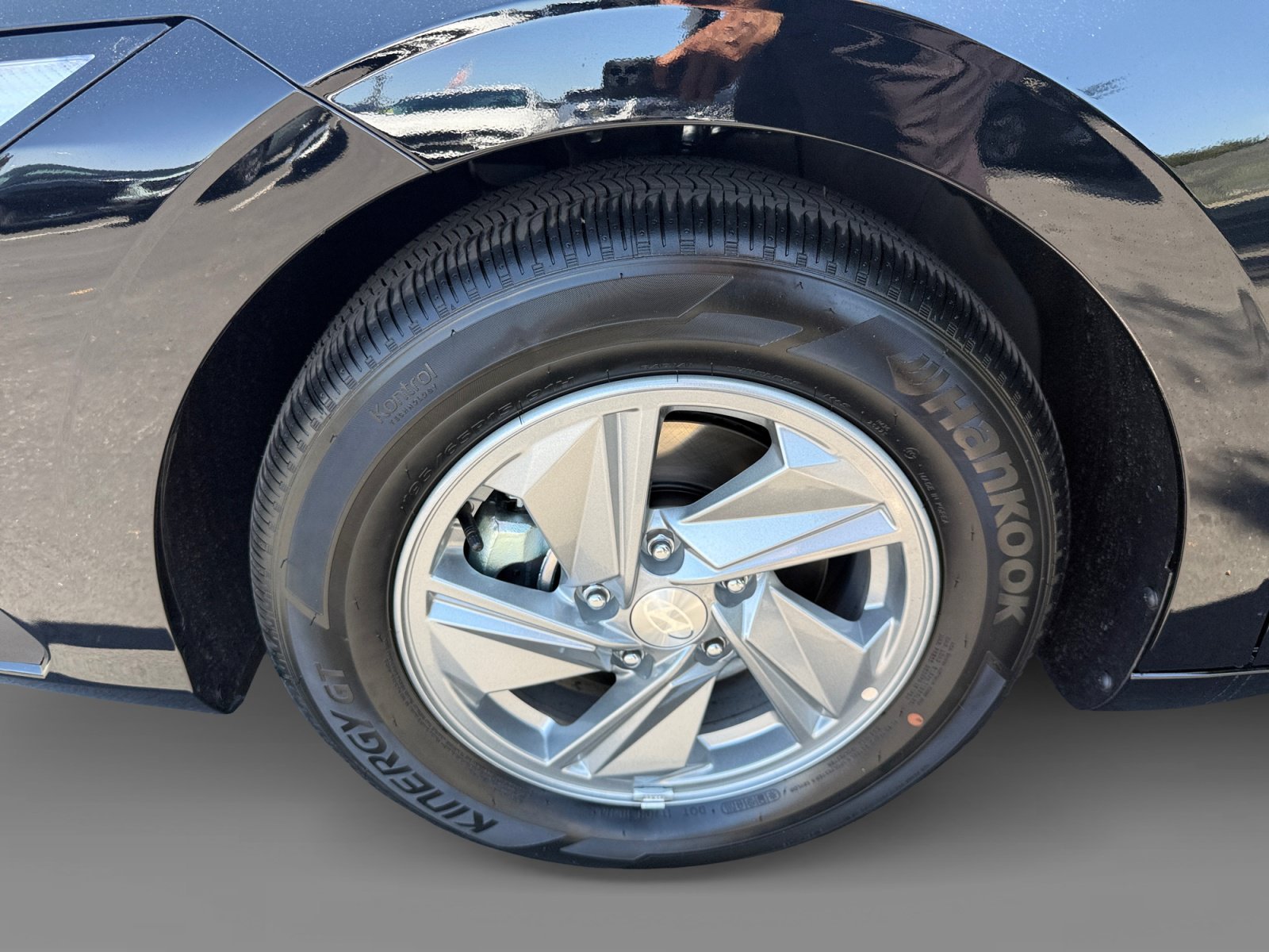 Certified Used 2026 Abyss Black Hyundai SE image 9