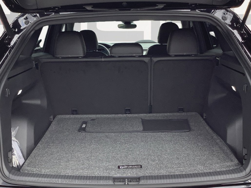 New 2026 DEEP BLACK PEA Volkswagen 2.0T SE image 14