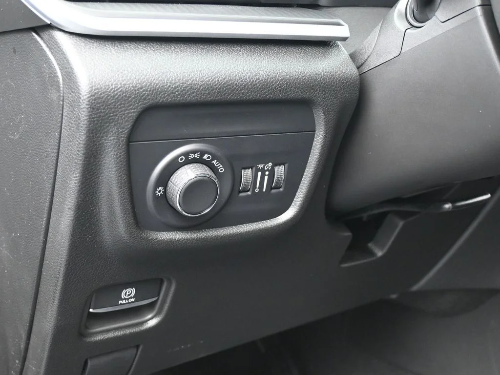 2025 Jeep Grand Cherokee Laredo - Photo 14