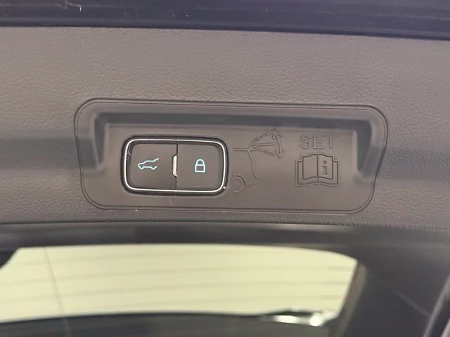 Used 2023 Black Ford XLT image 34