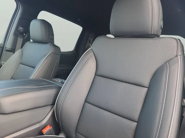 New 2026 Slate Gray Metallic Chevrolet LT - Extended Range image 22