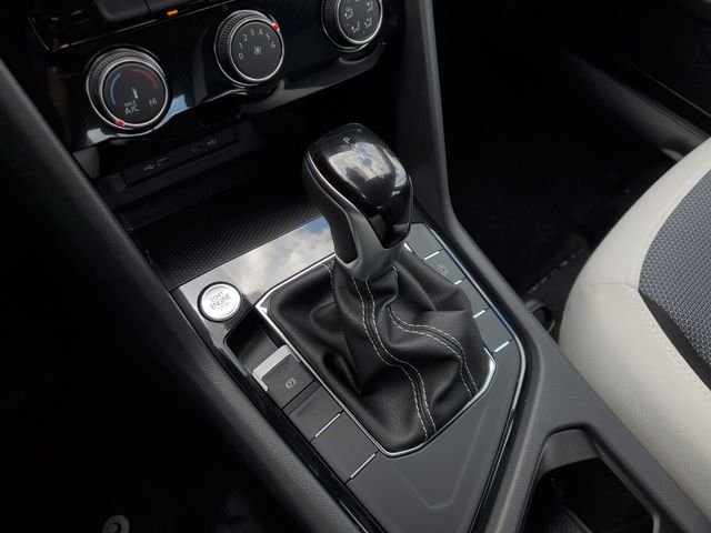New 2026 White Volkswagen 1.5T S image 33
