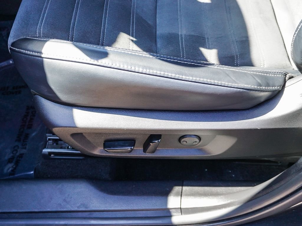 Used 2024 Black Mitsubishi SE image 19