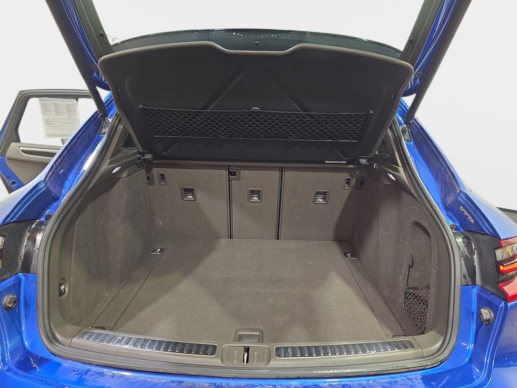Used 2017 Blue Porsche Base image 14