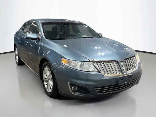 Used 2010 Blue Lincoln NA image 3