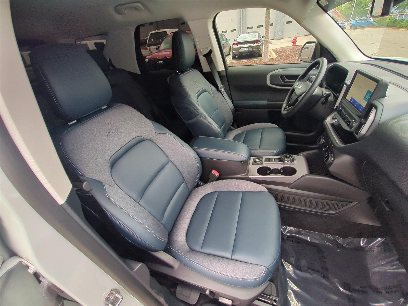 Used 2024 Cactus Gray FORD OUTBANK image 37