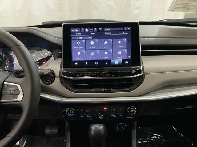 2025 Jeep Compass Limited - Photo 17