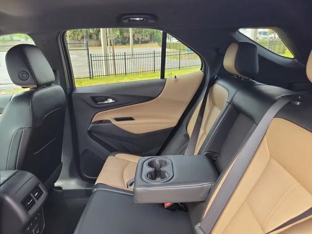 Used 2023 Red Chevrolet Premier image 28