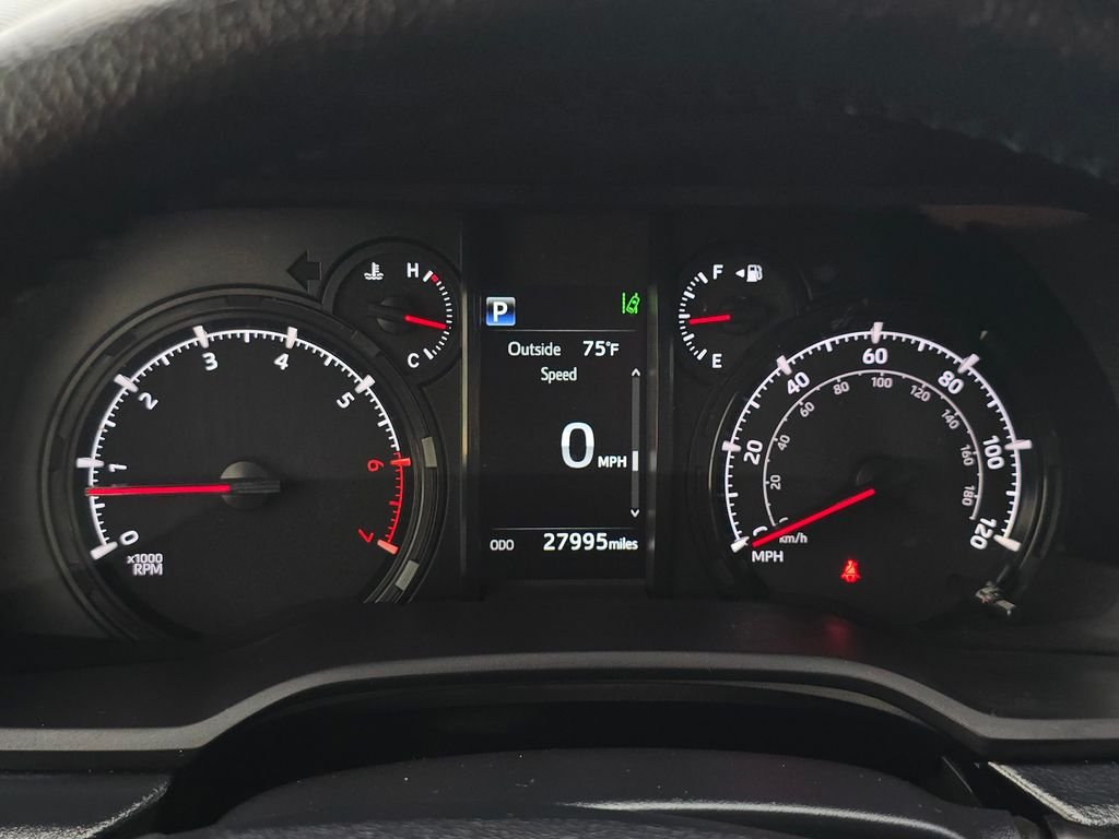 Used 2024  Toyota SR5 Premium image 24