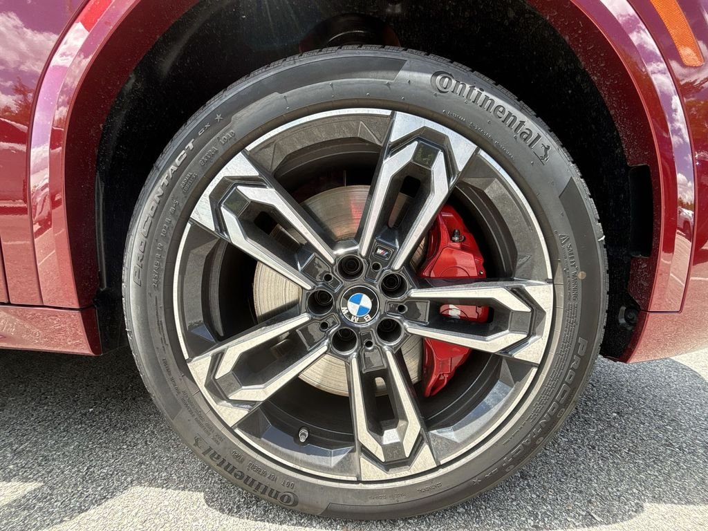 New 2026 Vegas Red Metallic BMW xDrive28i image 19