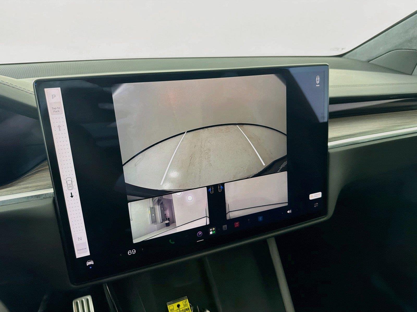 Used 2023  Tesla  image 14