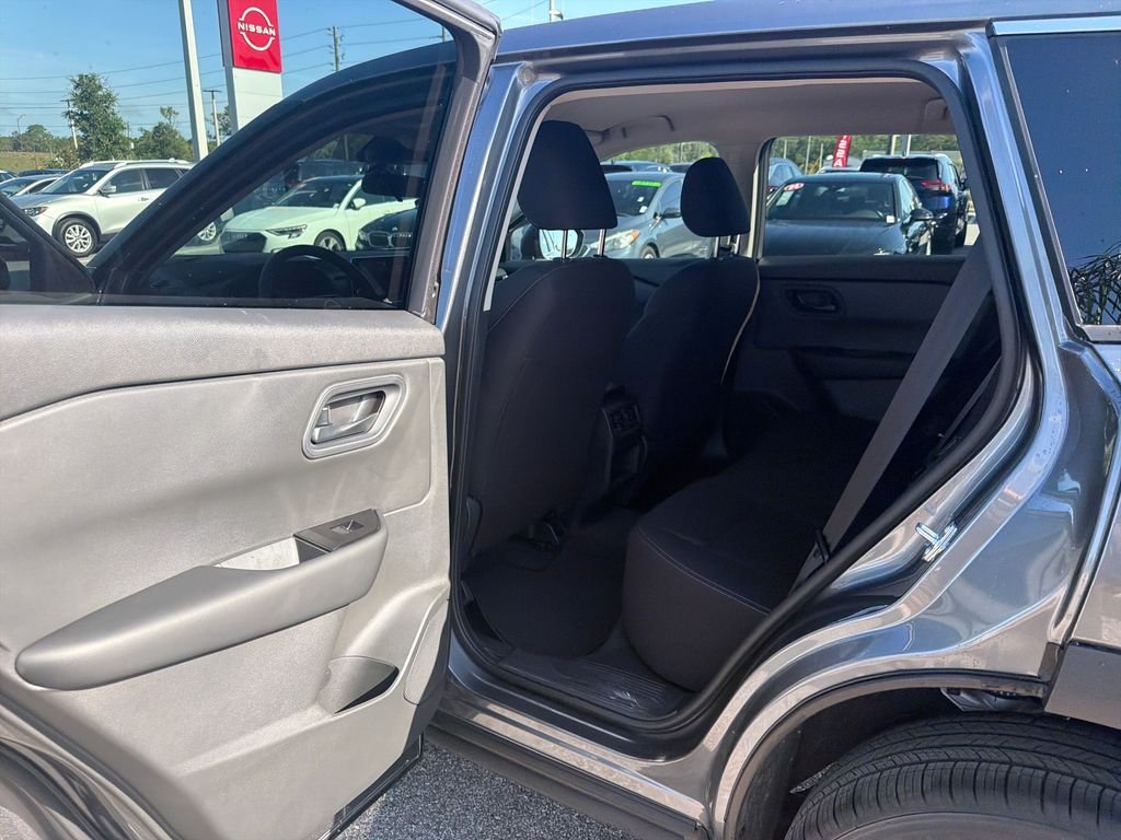 New 2026 Gray Nissan S image 19
