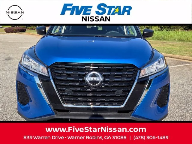 Used 2024 Blue Nissan S image 2