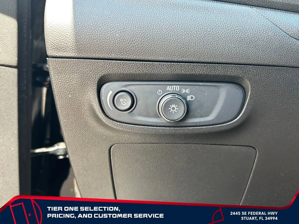 Used 2024 Ebony Twilight Metallic Buick Preferred image 18
