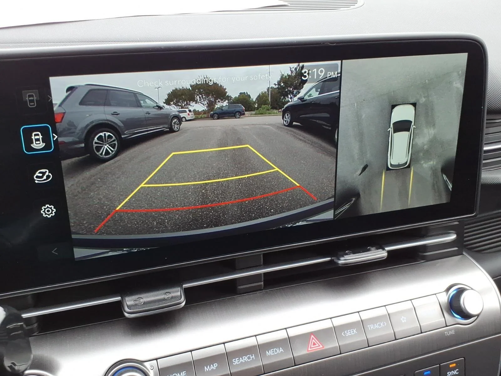 Used 2026 Atlas White Hyundai Limited image 19