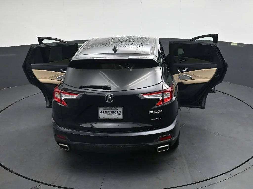Used 2023  Acura Technology Package image 42