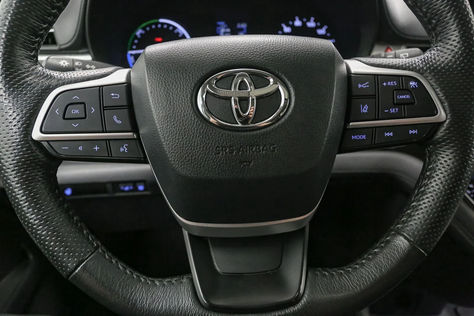Used 2024 GY Toyota XLE image 32