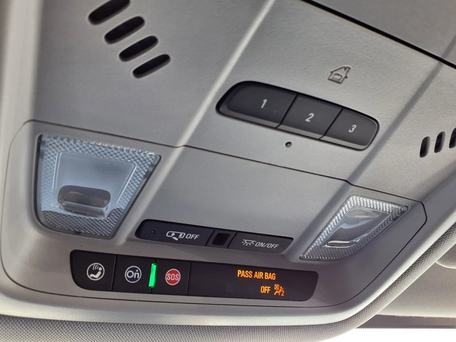 2023 GMC Acadia SLT - Photo 24
