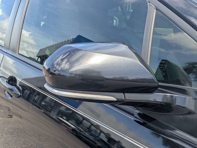 Used 2018 Black Toyota Three image 10