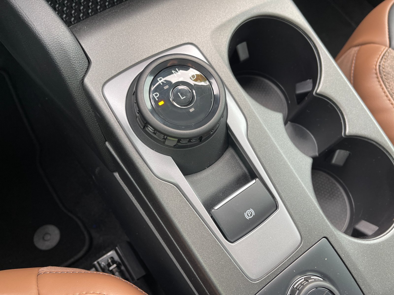 New 2026 Velocity Blue Metallic Ford Outer Banks® image 22