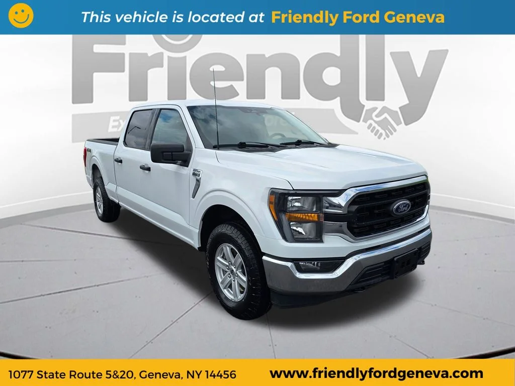 Used 2023 Oxford White Ford XLT image 3