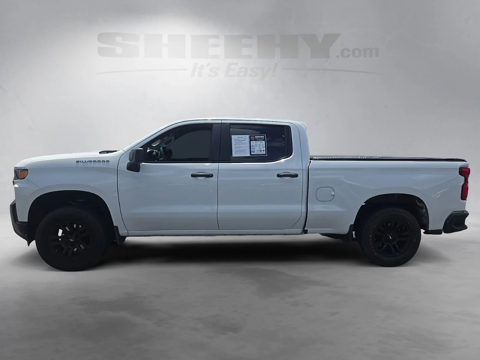 Used 2019 White Chevrolet WT image 15