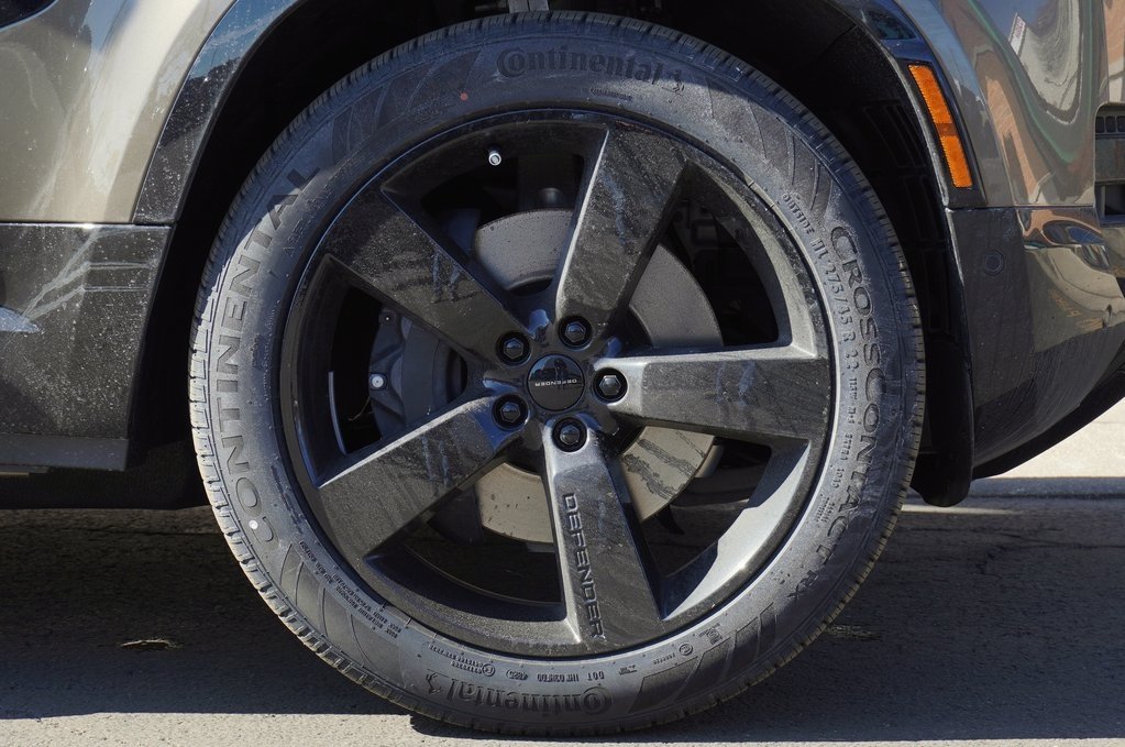 2026 LAND ROVER DEFENDER - Image 8