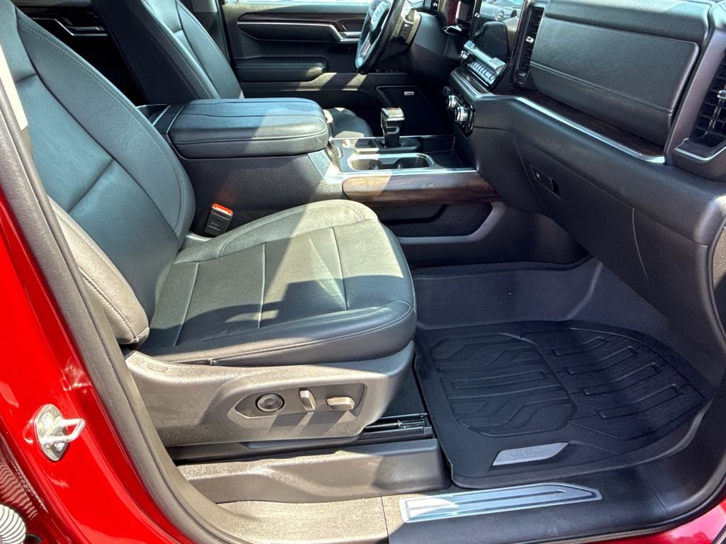 2023 GMC Sierra 1500 SLT - Photo 13