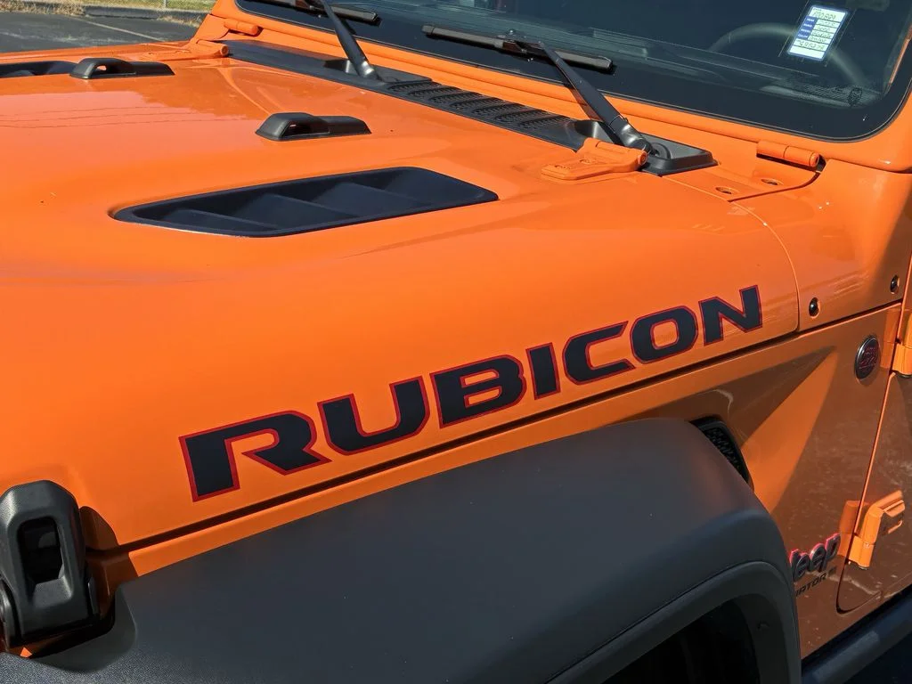 Used 2025 Orange Jeep Rubicon image 10