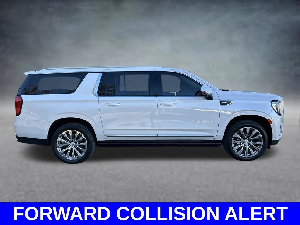Used 2024 White GMC Denali image 7