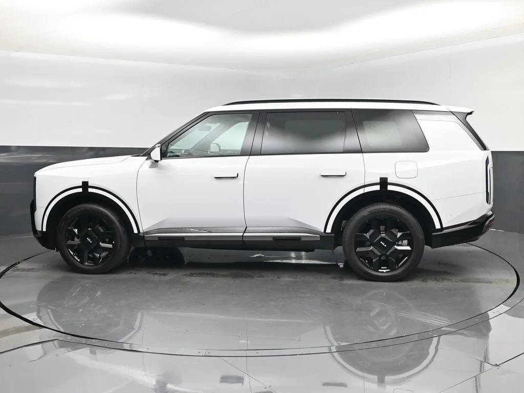 Certified Used 2027 White Kia SX image 10