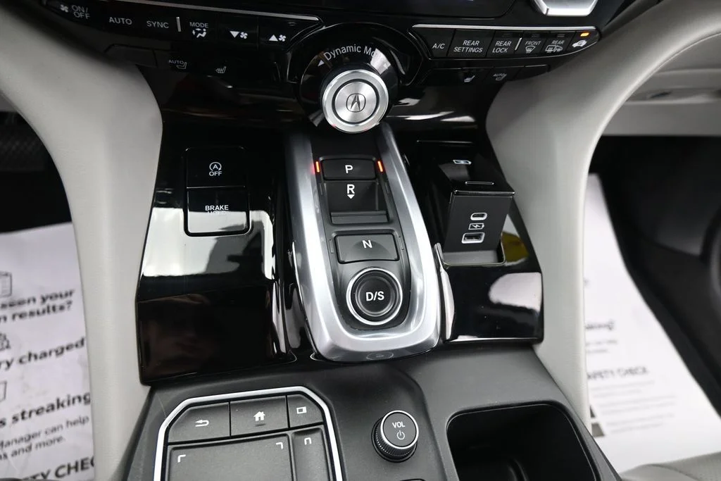 Used 2023  Acura Technology image 22