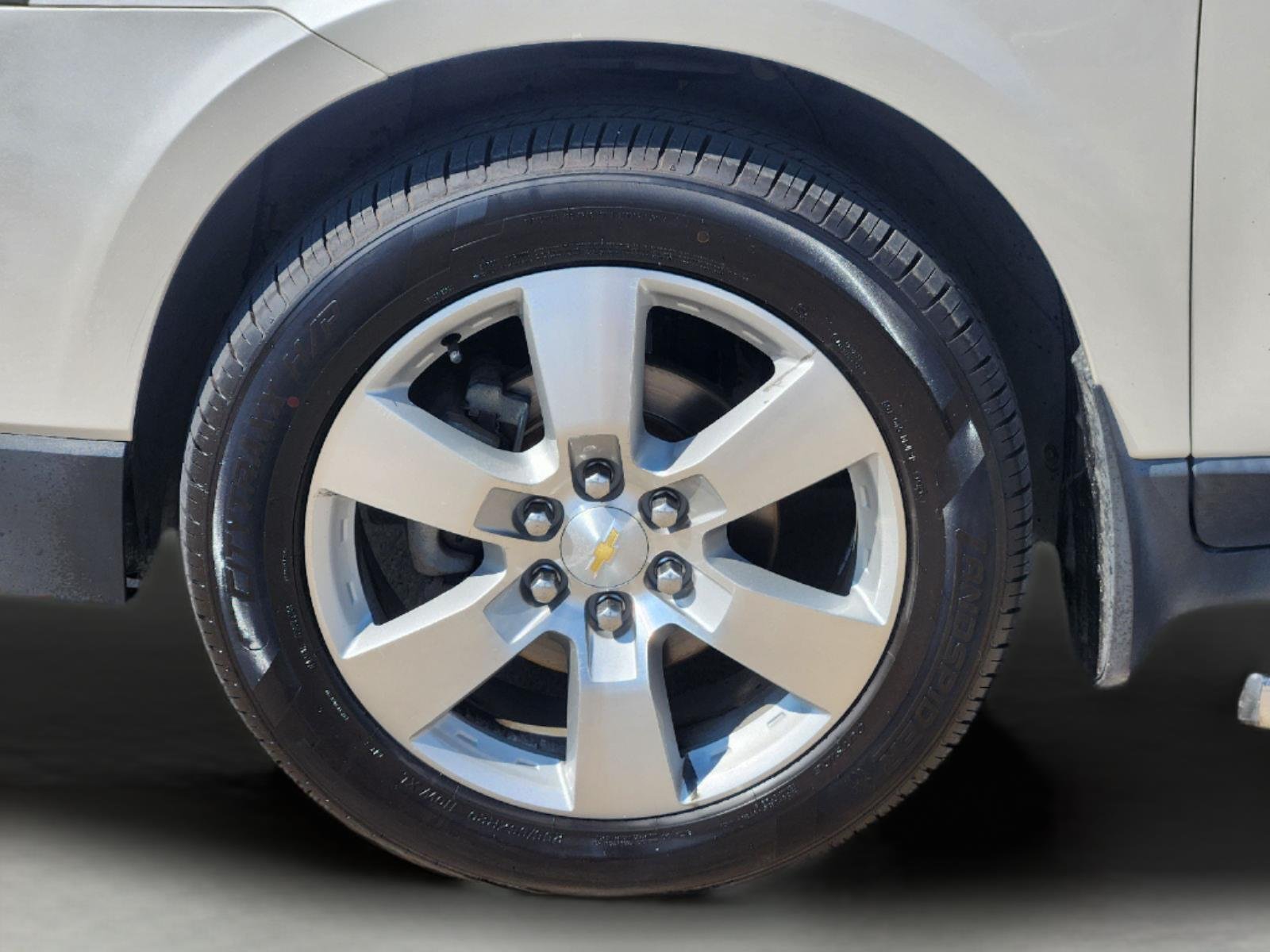 Used 2015 White Chevrolet LTZ image 9