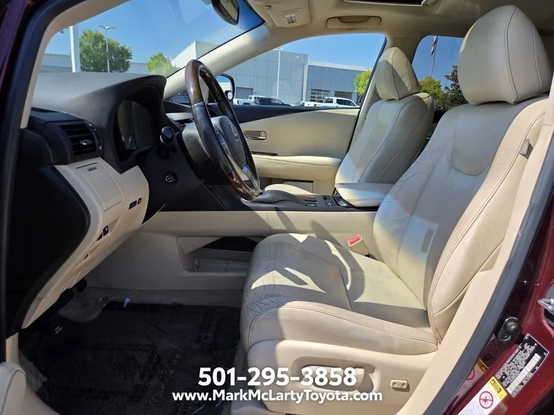 Used 2013 Mica LEXUS FWD 4DR image 9